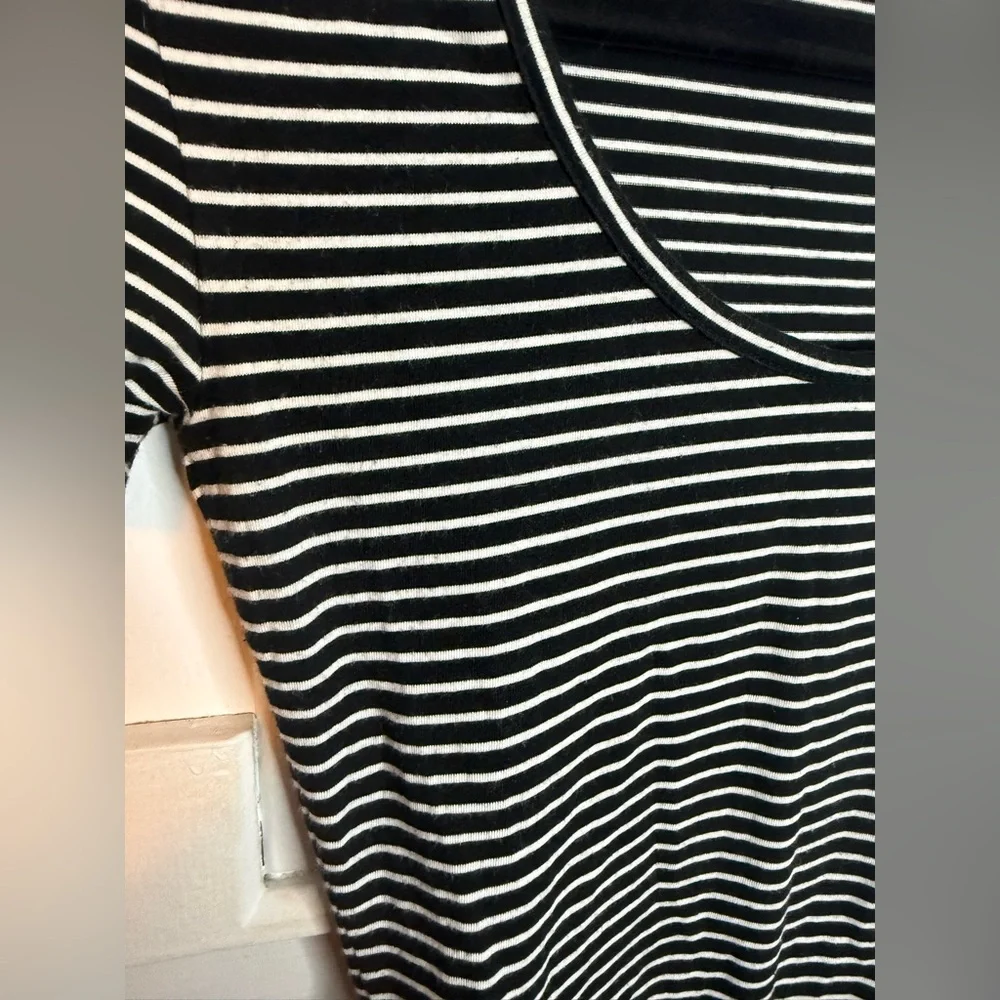 Madewell Black and White Cameo Striped Scoop Neck Bodysuit - Picture 6 of 6